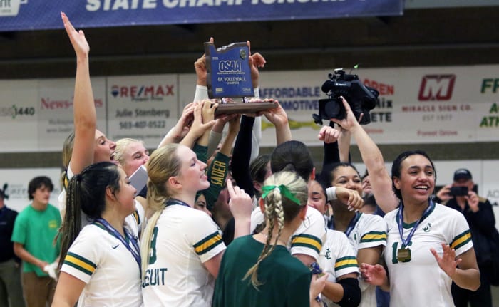 a Jesuit Oregon City 6A Oregon volleyball final November 4 2023 Dan Brood 39
